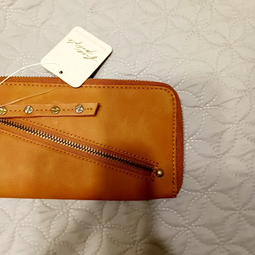 Free People size light